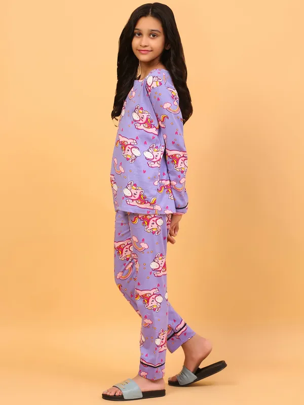 100%_Cotton_Full_Sleeves_Unicorn_Print_Night_Suit_-Mauve