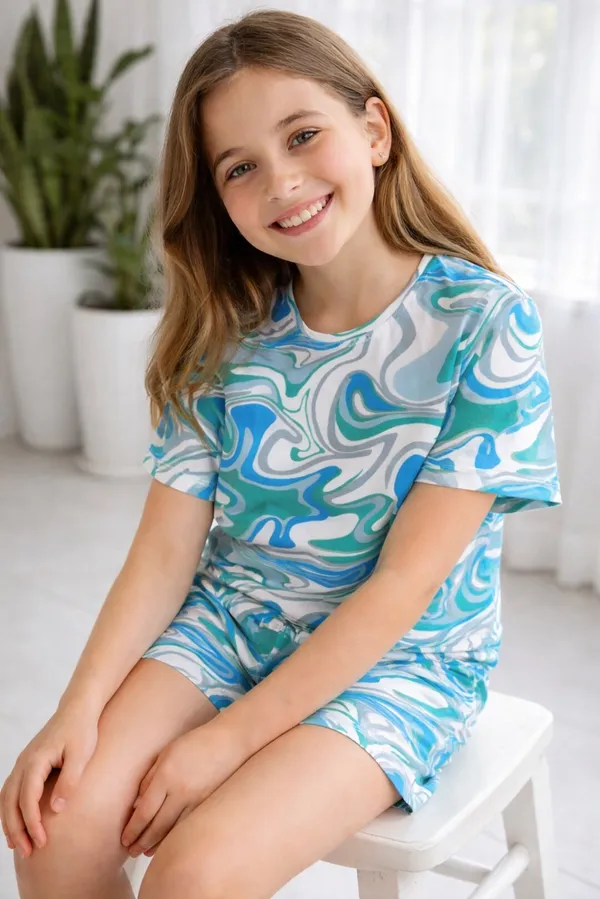 Waves_Print_Blue_&_Green_Coord_Set_With_Top_&_Shorts_for_Girls