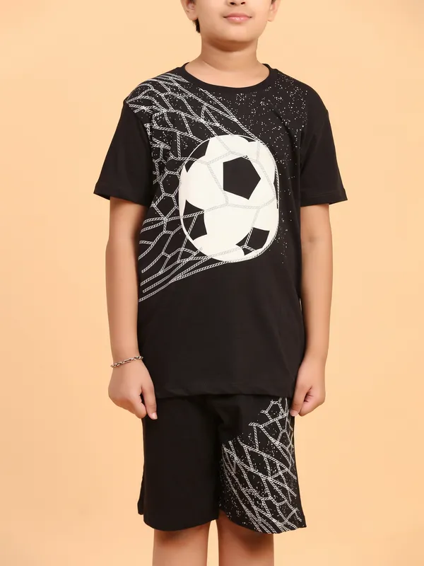 Footballer_Print_Coord_Set_With_T-Shirt_&_Shorts_for_Boys