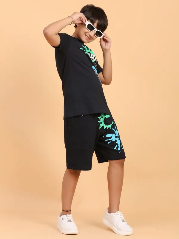 Gamer_Print_Coord_Set_With_T-Shirt_&_Shorts_for_Boys
