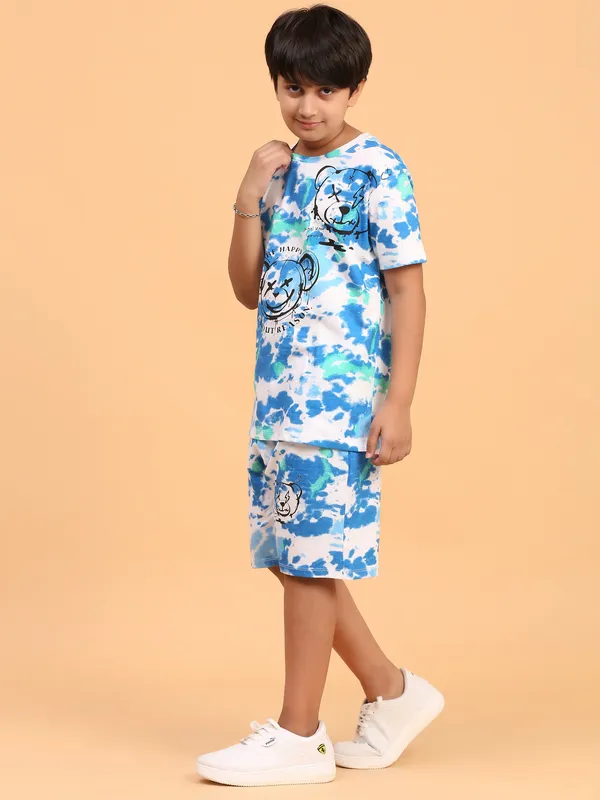 Tie_Dye_Print_Coord_Set_With_T-Shirt_&_Shorts_for_Boys