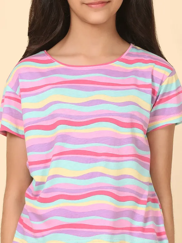 Cotton_Knit_Half_Sleeves_Tshirt_&_Shorts_Set_With_Stripes_Print-Multicolor