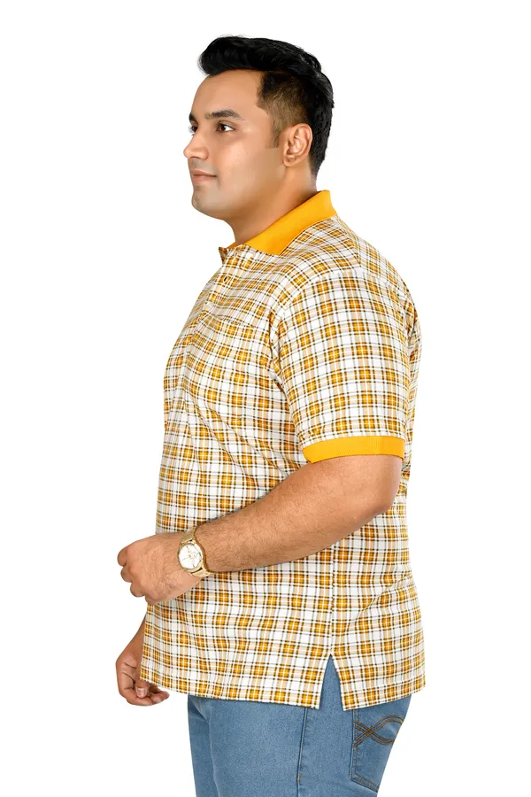 Yellow_Polo_Neck_Half_Sleeve_T-Shirt_With_Pocket_For_Men