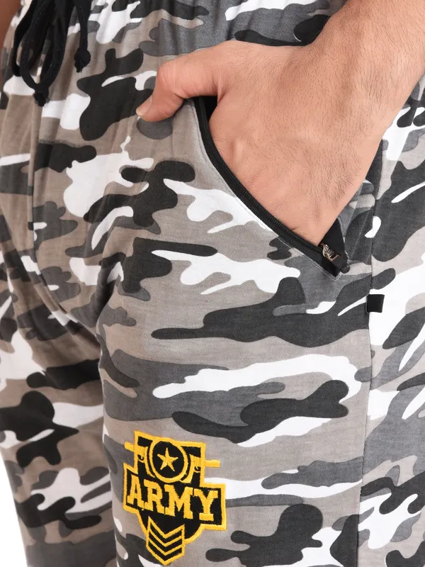 Light_Grey_Camouflage_Cotton_Regular_Fit_Trackpants_With_Side_Pockets_For_Men