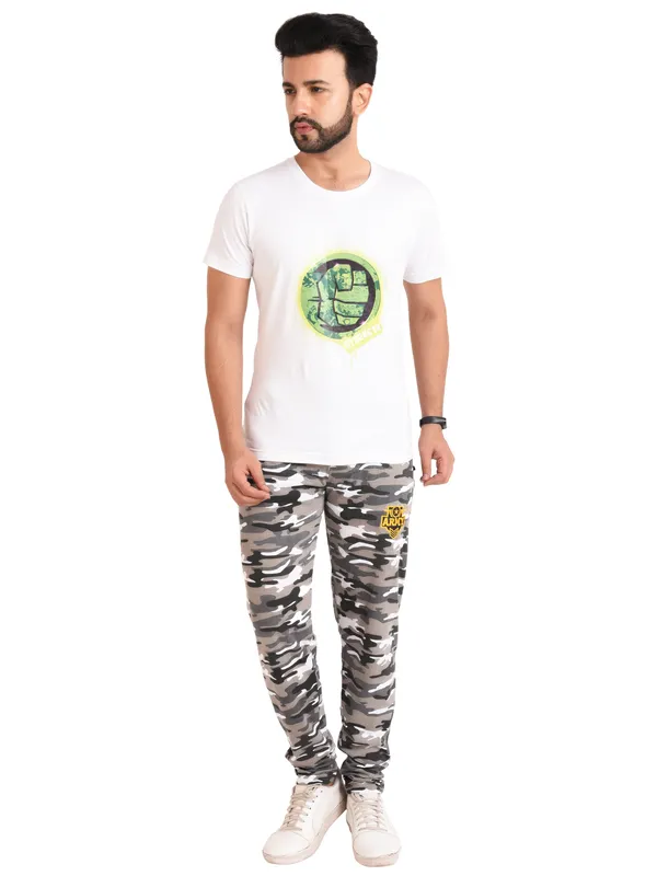 Light_Grey_Camouflage_Cotton_Regular_Fit_Trackpants_With_Side_Pockets_For_Men