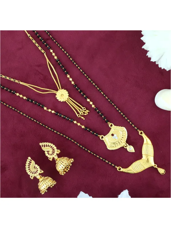 Gold_Elegant_Mangalsutra_&_Earring_Set_For_Women