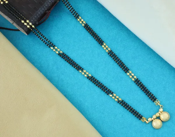 Gold_Elegant_Mangalsutra_For_Women