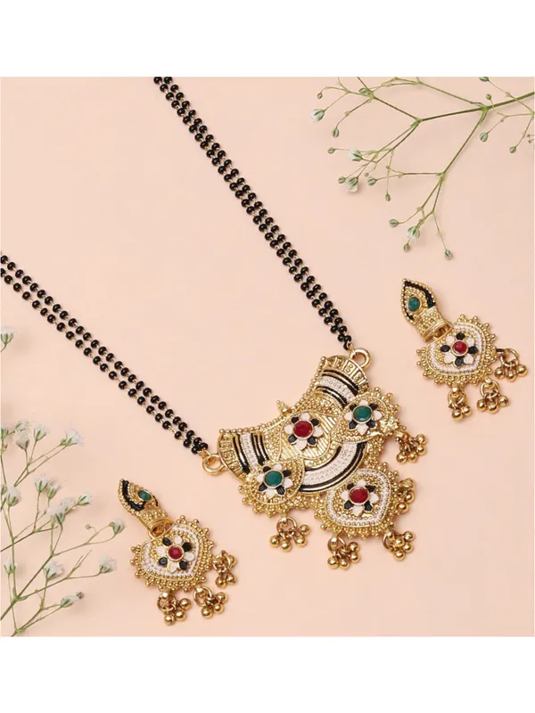 Gold_&_Green_&_Red_Elegant_Mangalsutra_&_Earring_Set_For_Women