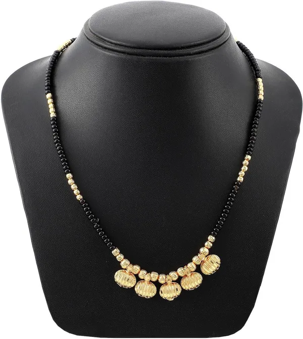 Gold_&_Black_Elegant_Mangalsutra_For_Women