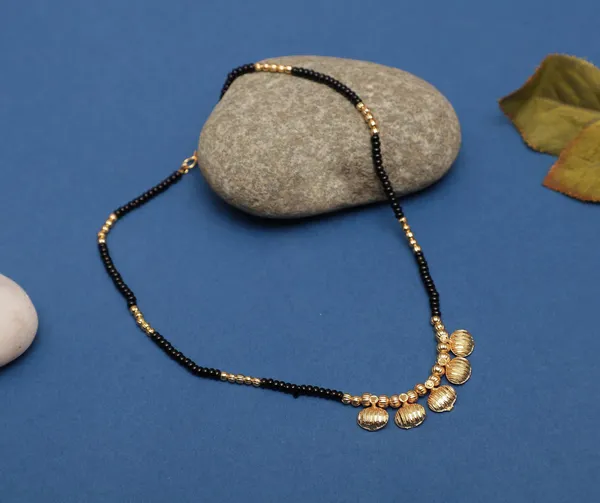 Gold_&_Black_Elegant_Mangalsutra_For_Women