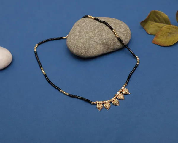 Gold_Elegant_Mangalsutra_For_Women