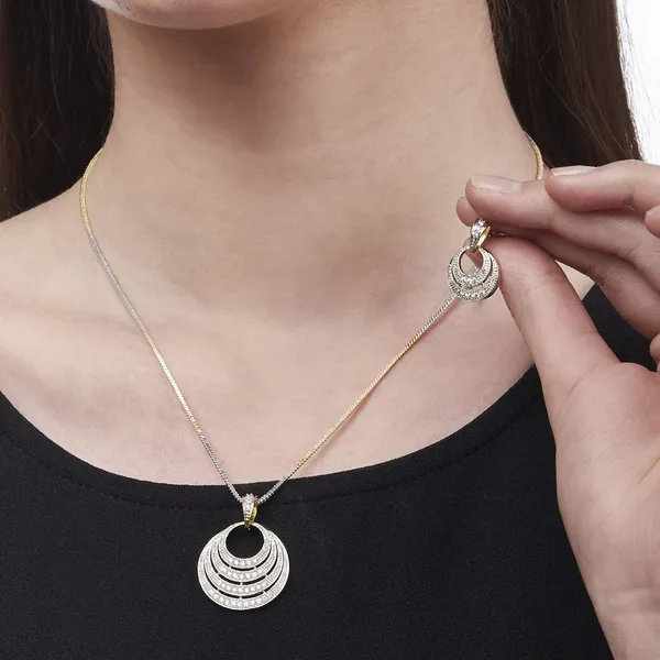 Silver_&_Gold_Elegant_Earring_&_Pendant_Set_For_Women