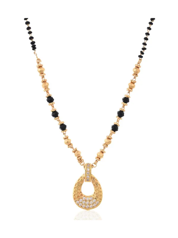 Gold_Elegant_Mangalsutra_For_Women