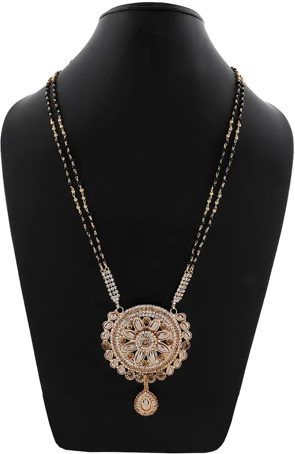 Gold_Elegant_Mangalsutra_For_Women