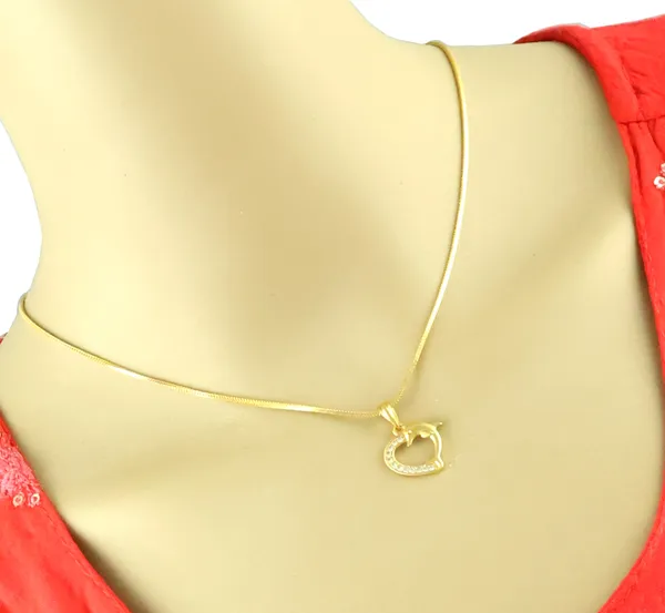 Gold_Pendant_set_Elegant_For_Women