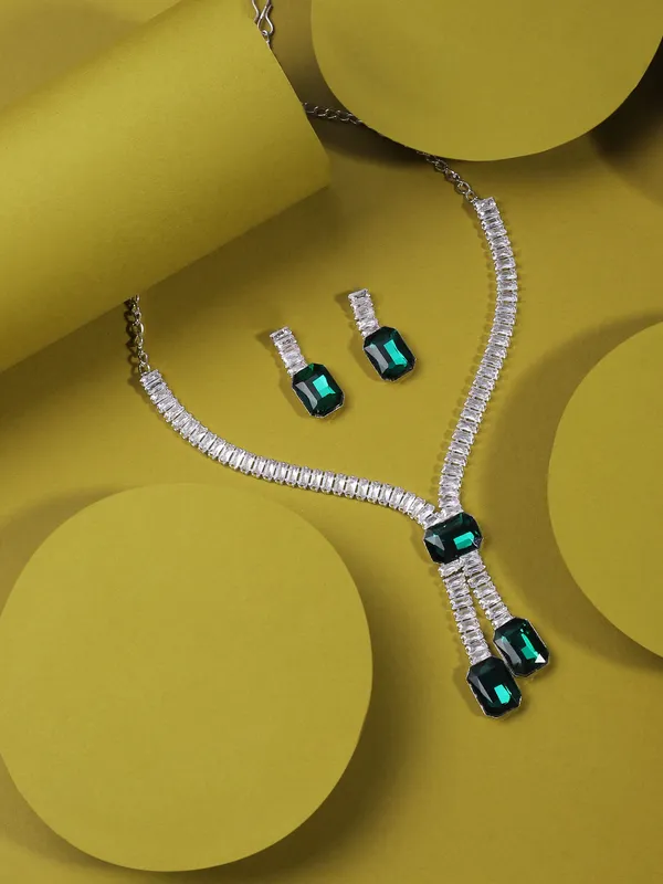 Silver_Plated_Green_Stone_Necklace_Set_for_Women_|_Party_Wear_Crystal_Jewellery_Set_with_Earrings_|_Elegant_Artificial_Diamond_Necklace_for_Bridal_&_Festive_Look