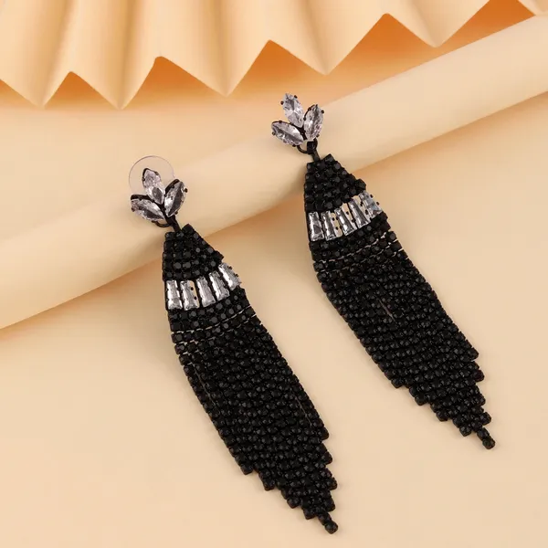 Black_Elegant_Drops_&_Danglers_For_Women