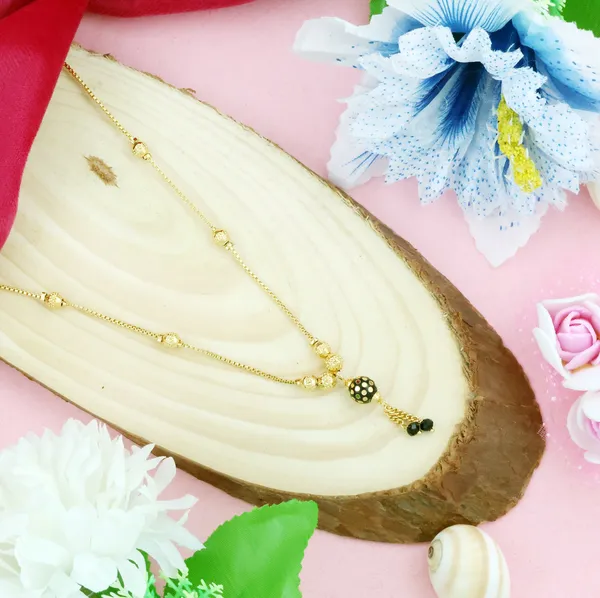 Gold_Elegant_Mangalsutra_For_Women