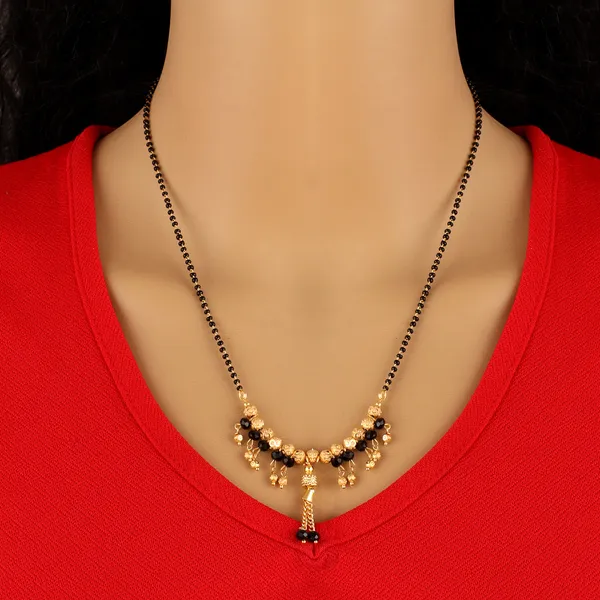Gold_Elegant_Mangalsutra_For_Women