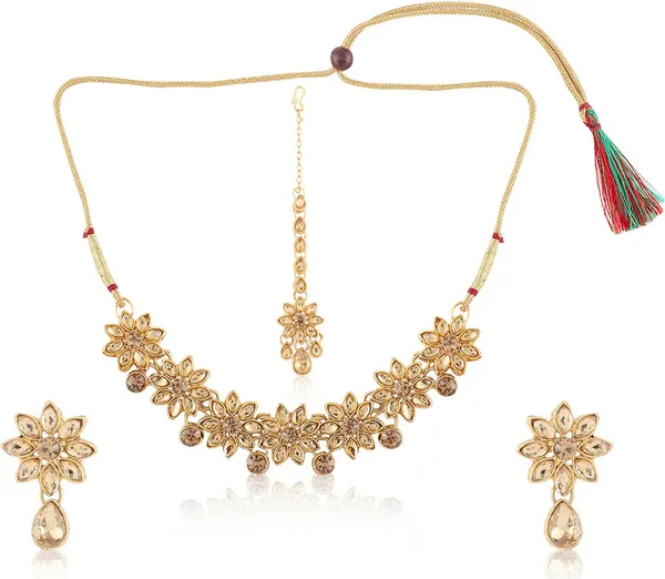 Gold_Elegant_Necklace,_Earring_&_Maang_Tikka_Set_For_Women