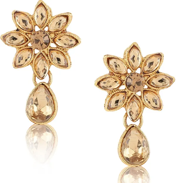 Gold_Elegant_Necklace,_Earring_&_Maang_Tikka_Set_For_Women