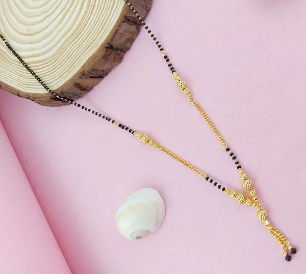 Gold_Elegant_Mangalsutra_For_Women_(_Pack_of_3_)
