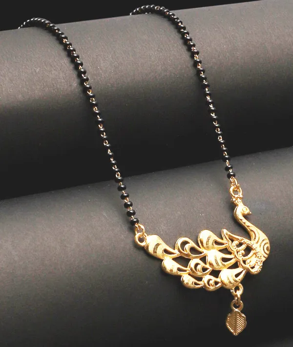 Gold_Elegant_Mangalsutra_For_Women
