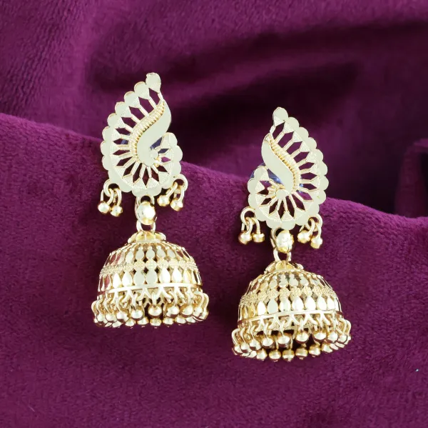 Gold_Elegant_Jhumki_Earring_For_Women