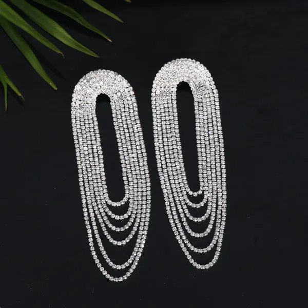Silver_Elegant_Earring_Set_For_Women