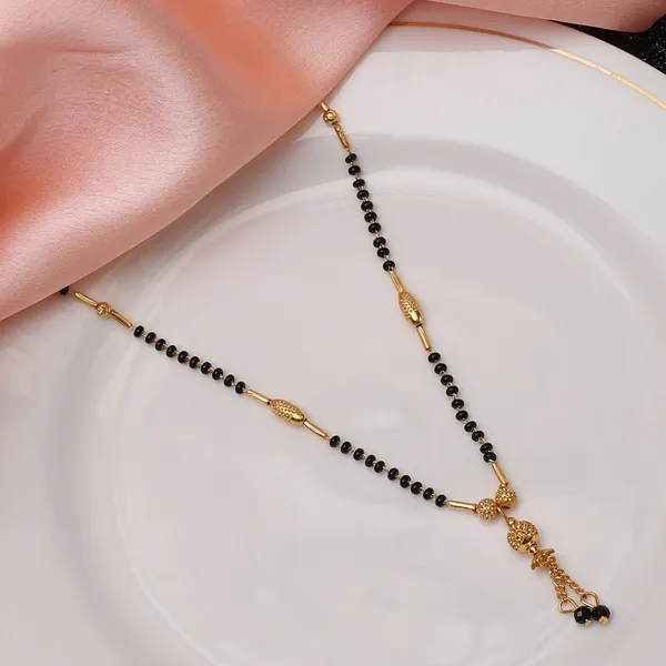 Gold_Elegant_Mangalsutra_For_Women
