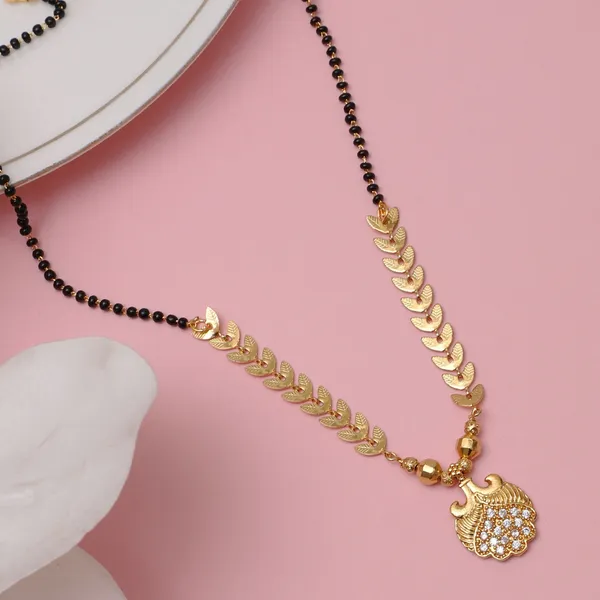 Gold_Alloy_Mangalsutra_For_Women