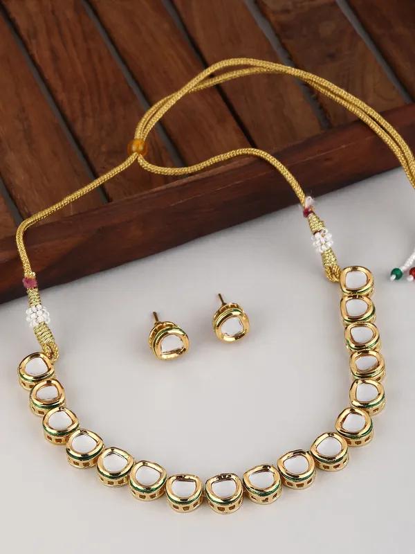 Gold_Elegant_Earring_&_Necklace_Set_For_Women