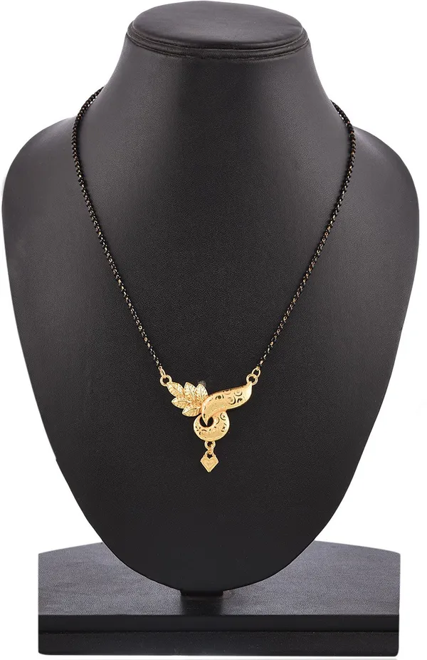 Gold_Elegant_Tanmaniya_Mangalsutra_For_Women
