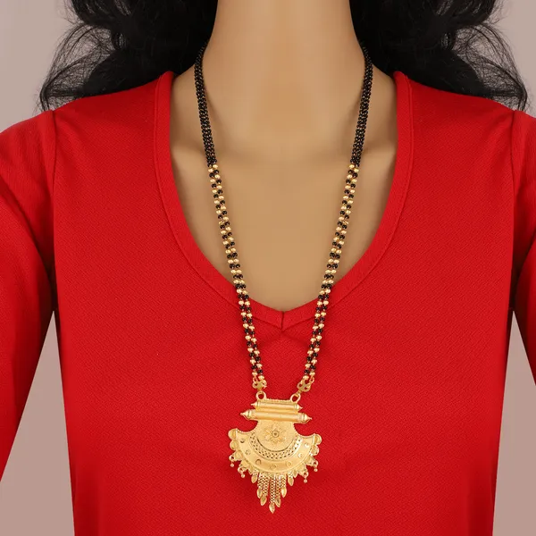 Gold_Elegant_Mangalsutra_For_Women