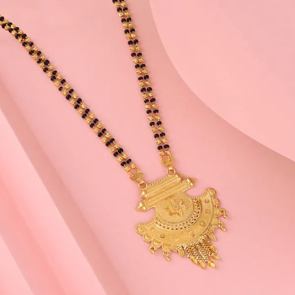 Gold_Elegant_Mangalsutra_For_Women