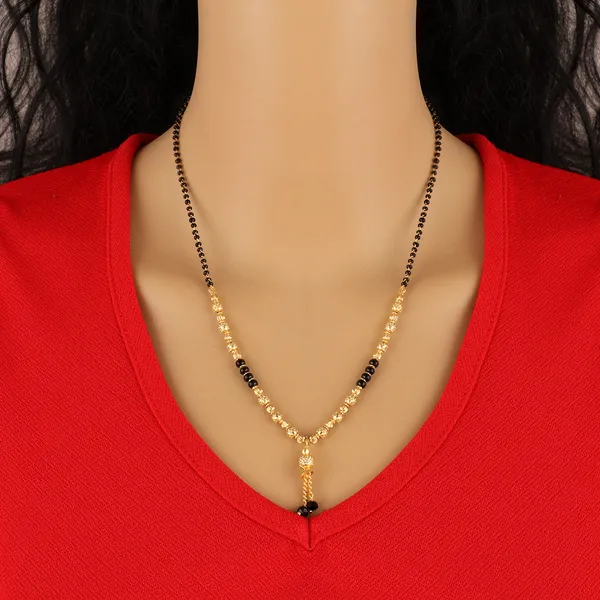Gold_Elegant_Mangalsutra_For_Women