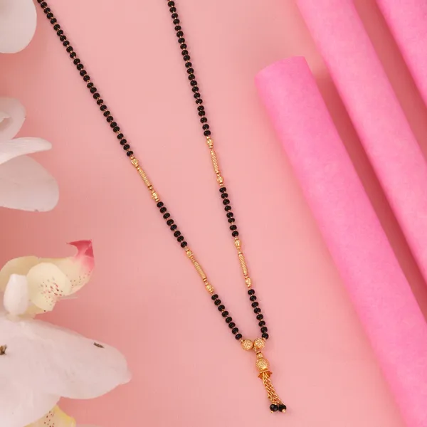 Gold_Elegant_Mangalsutra_For_Women