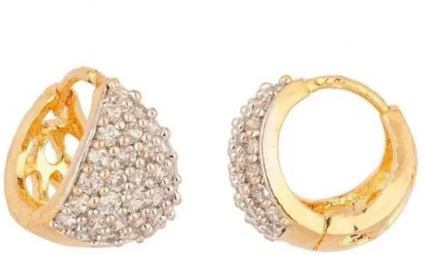 White_Elegant_Stud_Earring_For_Women