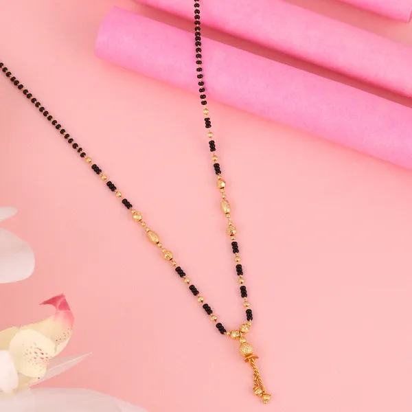 Gold_&_Black_Elegant_Mangalsutra_For_Women