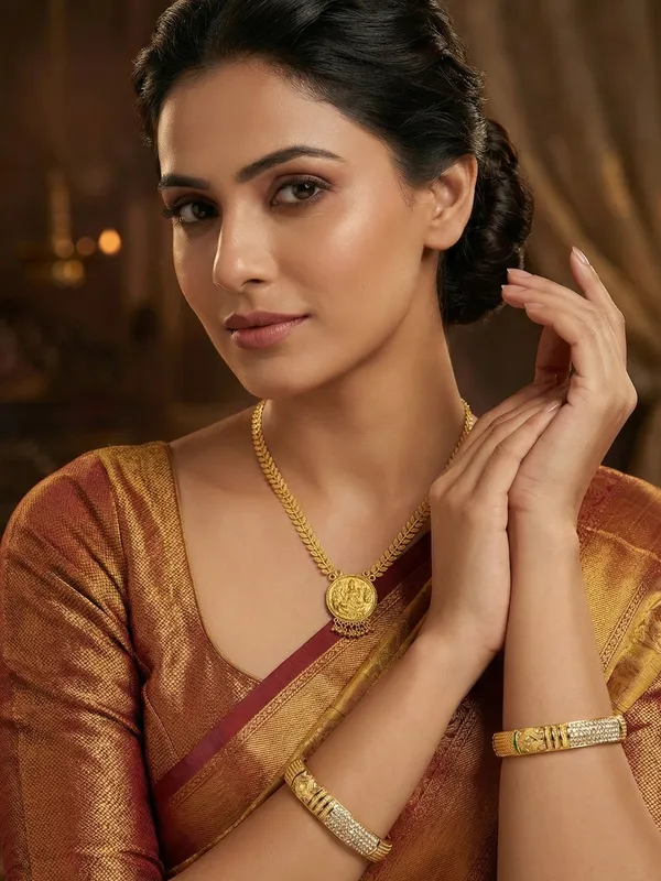 Trending_Fashionable_Alloy_jewellery