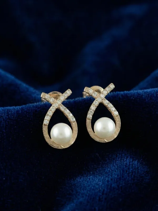 White_stoned_Elegant_Earring_Set