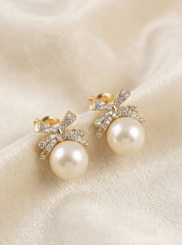 White_stoned_Elegant_Earring_Set