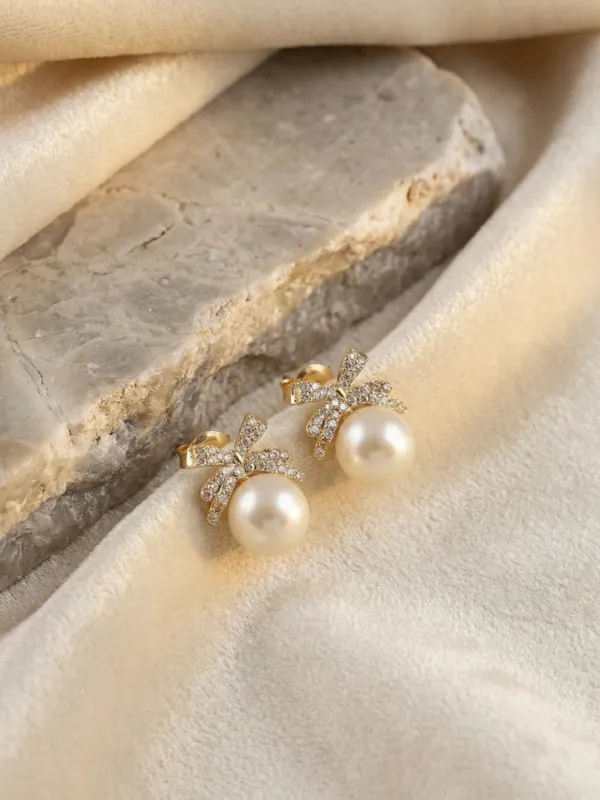 White_stoned_Elegant_Earring_Set