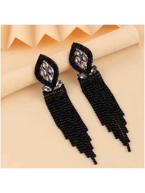 Black_Elegant_Jhumki_Earring_For_Women