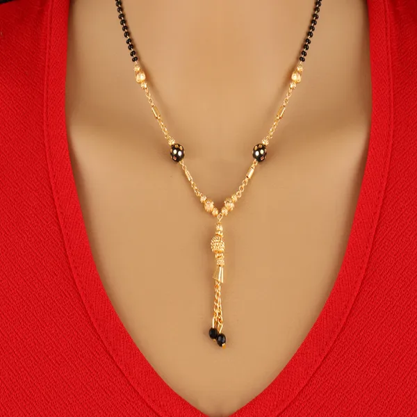 Gold_Elegant_Mangalsutra_For_Women