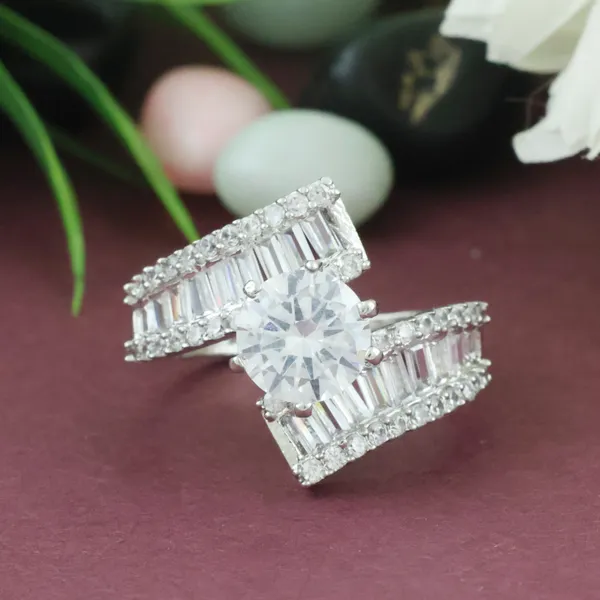 Silver_Elegant_Ring_For_Women