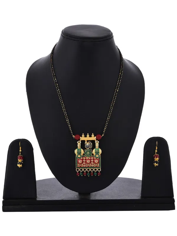 Gold_Elegant_Mangalsutra_&_Earring_Set_For_Women