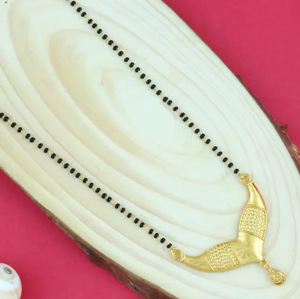 Gold_Elegant_Mangalsutra_For_Women_(_Pack_of_3_)