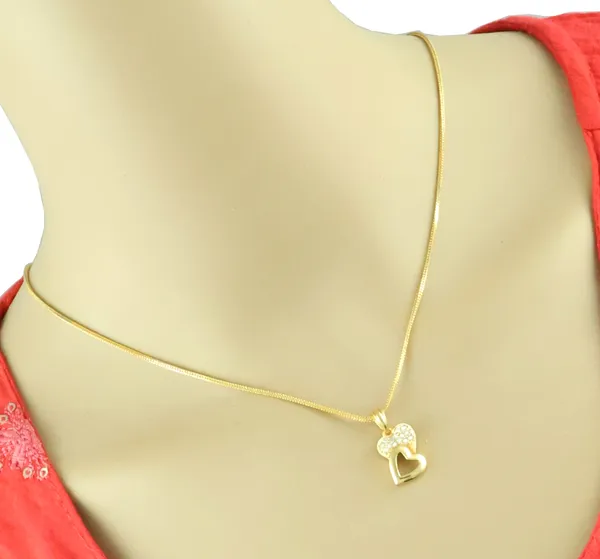 Gold_Pendant_set_Elegant_For_Women