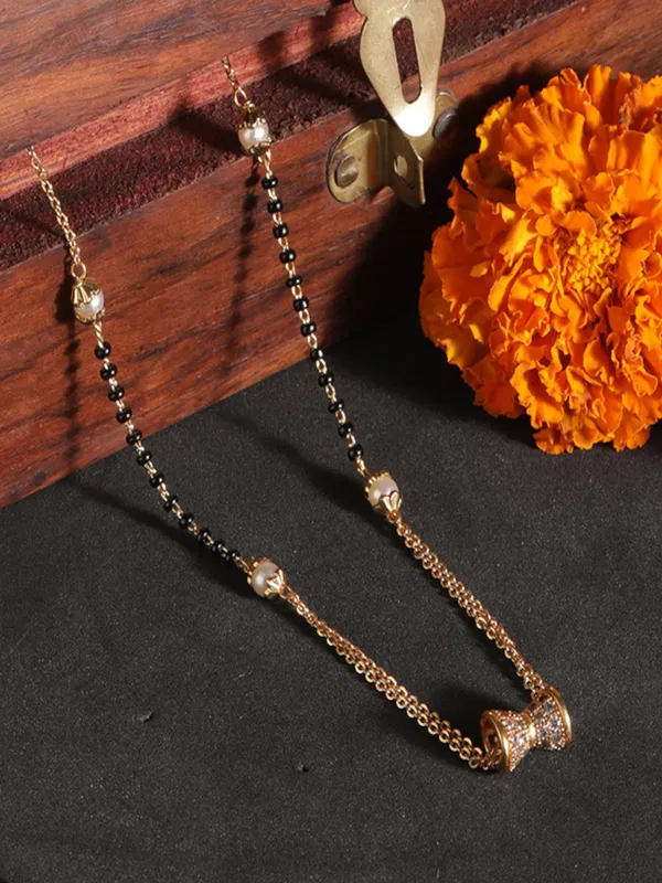 Gold_&_White_&_Black_Elegant_Mangalsutra_For_Women